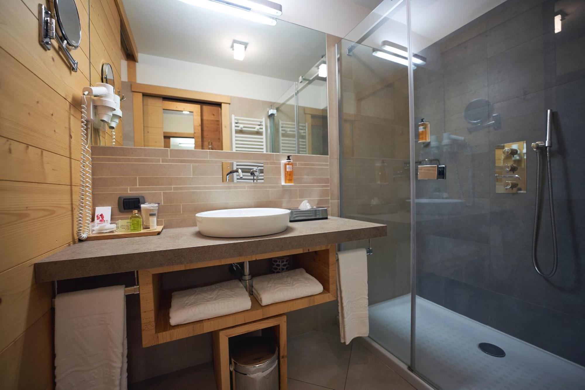 Maribel Hotel Madonna di Campiglio Ngoại thất bức ảnh